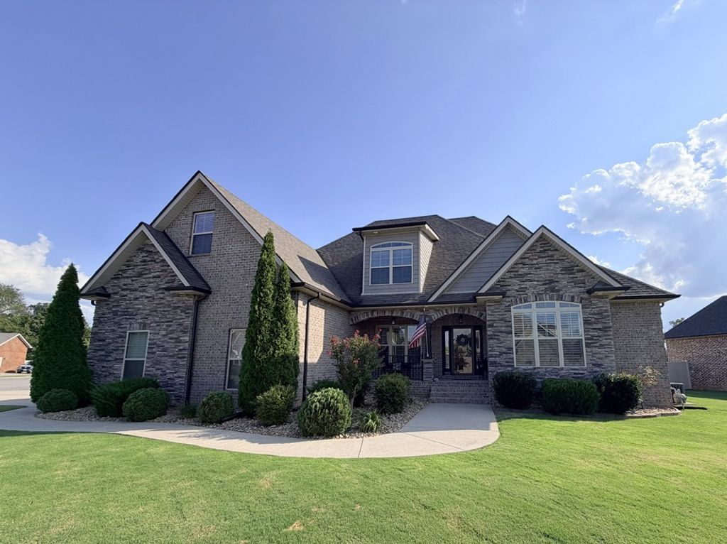 2328 Lionheart Dr, Murfreesboro