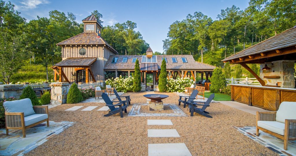 4273 Algie Sewell Rd, Columbia