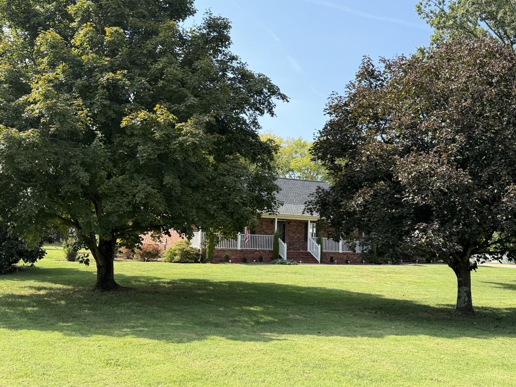 9011 Dandelion Dr, Murfreesboro