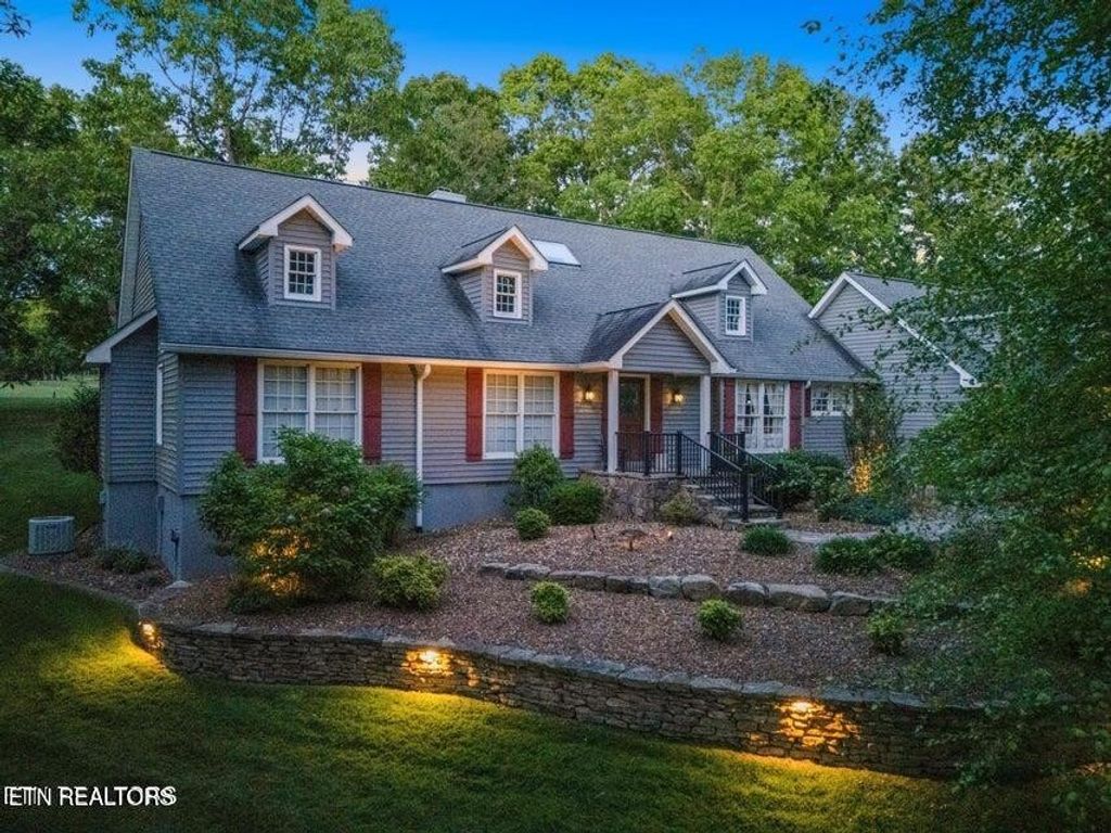 15 Cloverdale Circle, Crossville