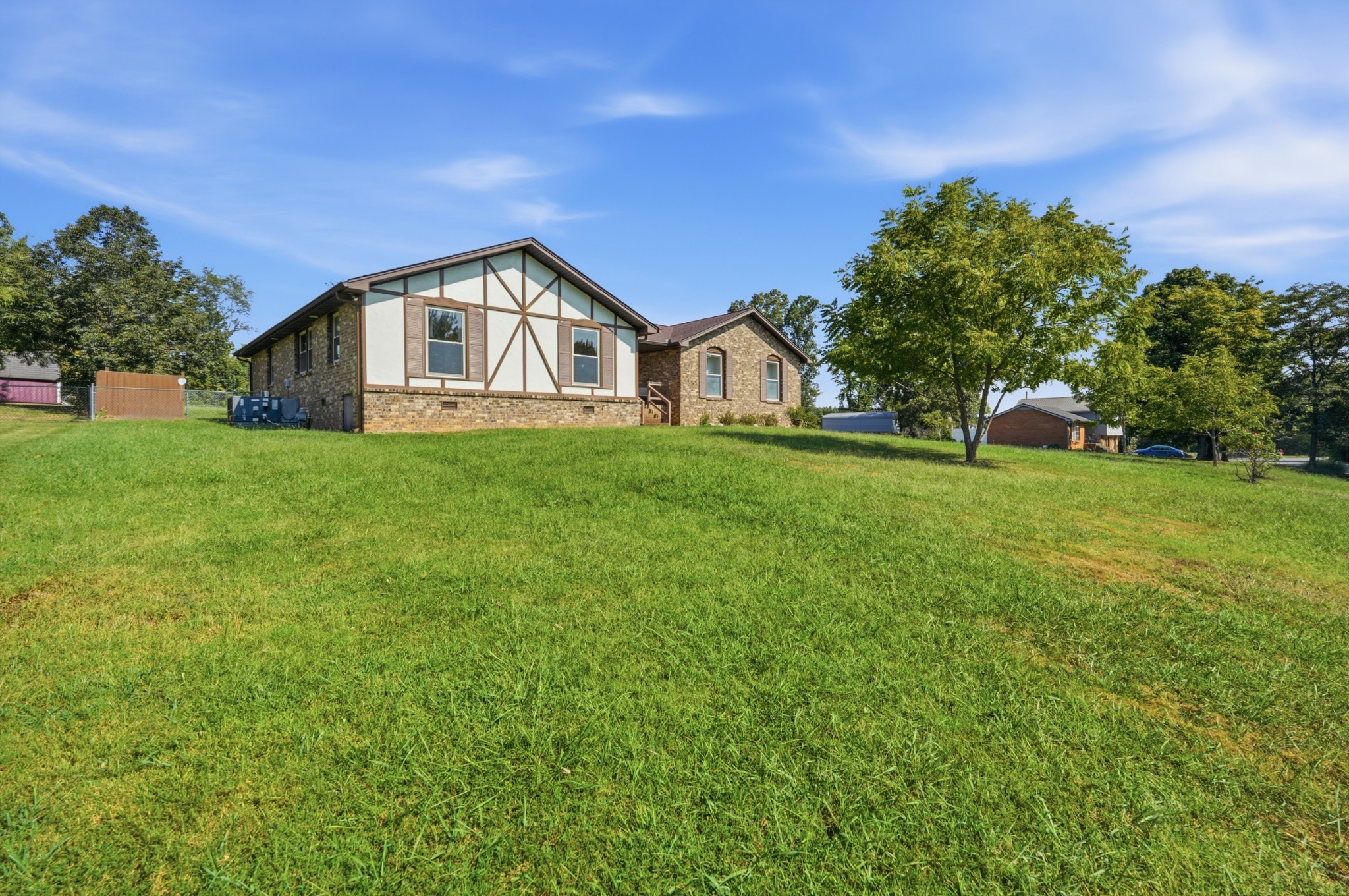 Home for sale in 107 Stonewall Dr Springfield, TN