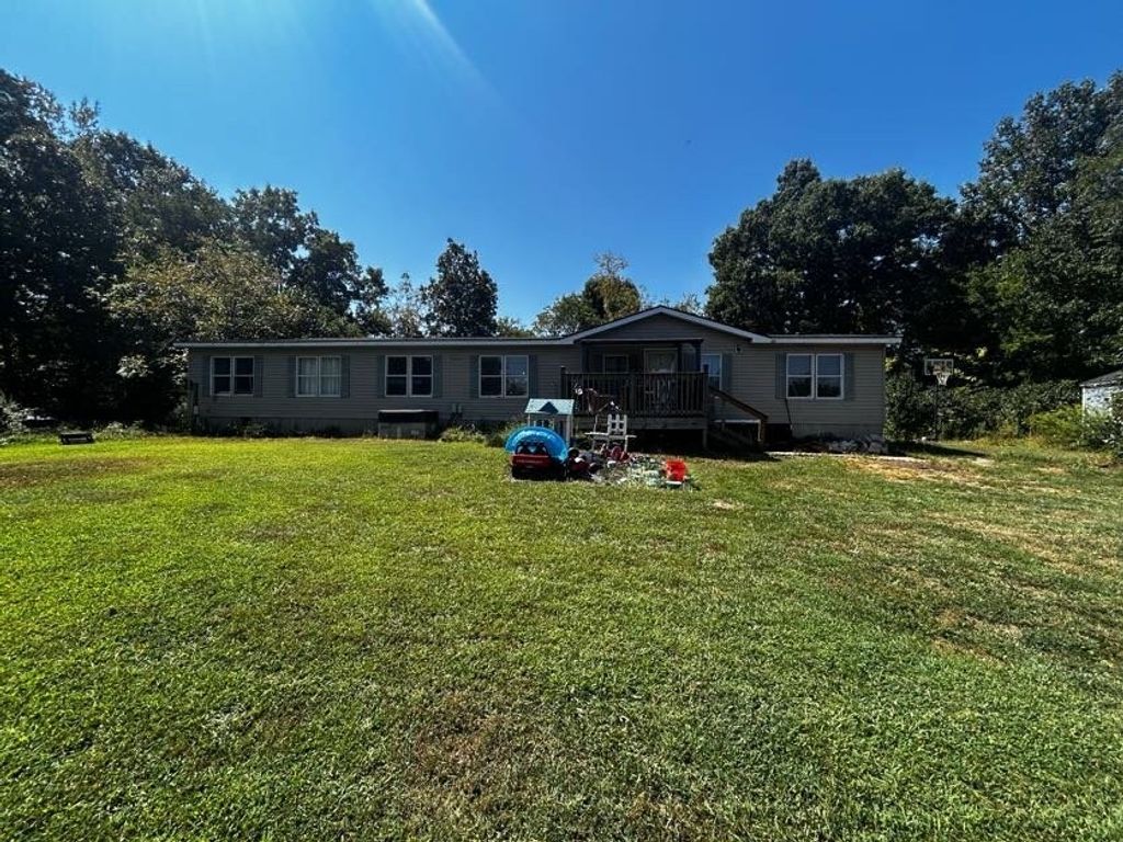 284 Buffalo Rd, Clinton