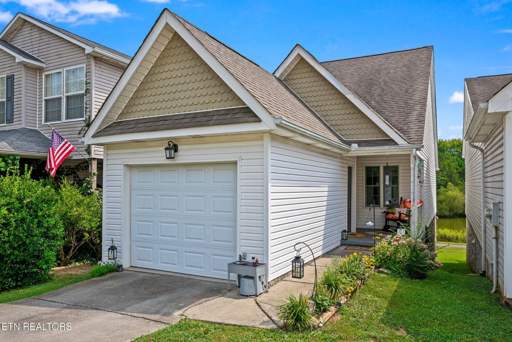 6712 Water Lilly Way, Knoxville