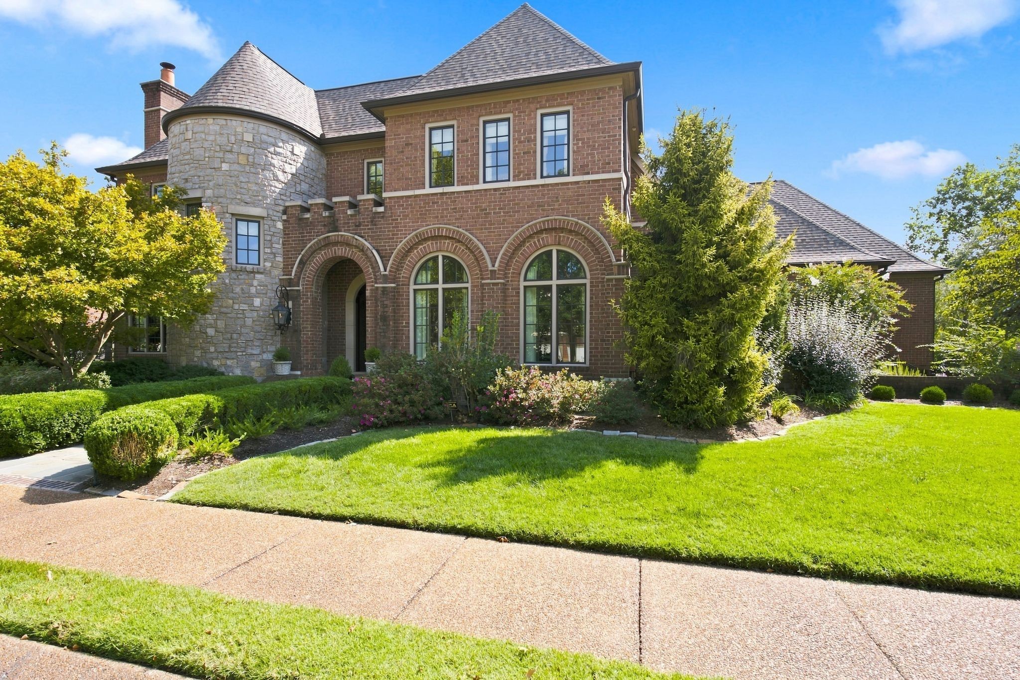 Photo of Listing #3546442