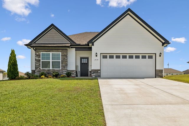 1418 Blackstone St, Murfreesboro