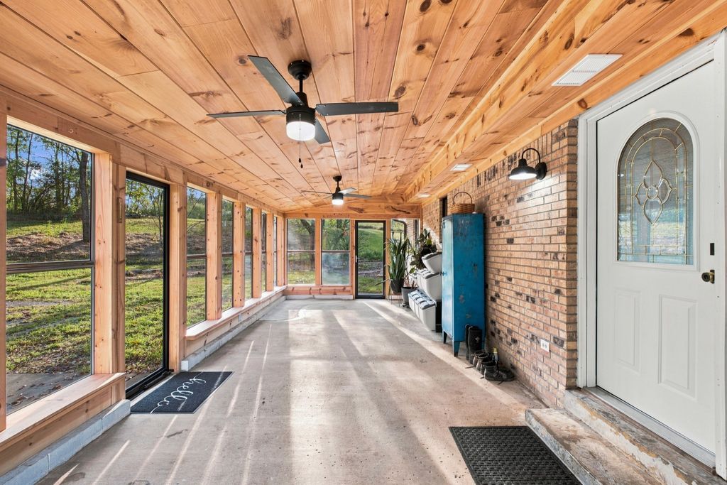 1444 Highway 52 E, Portland