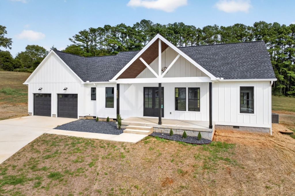2520 River Ranch Dr, Cookeville