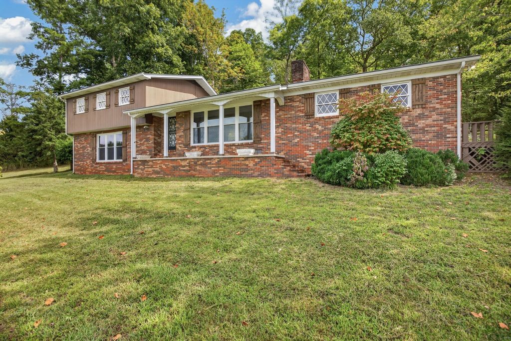 461 Baker Mountain Rd, Sparta