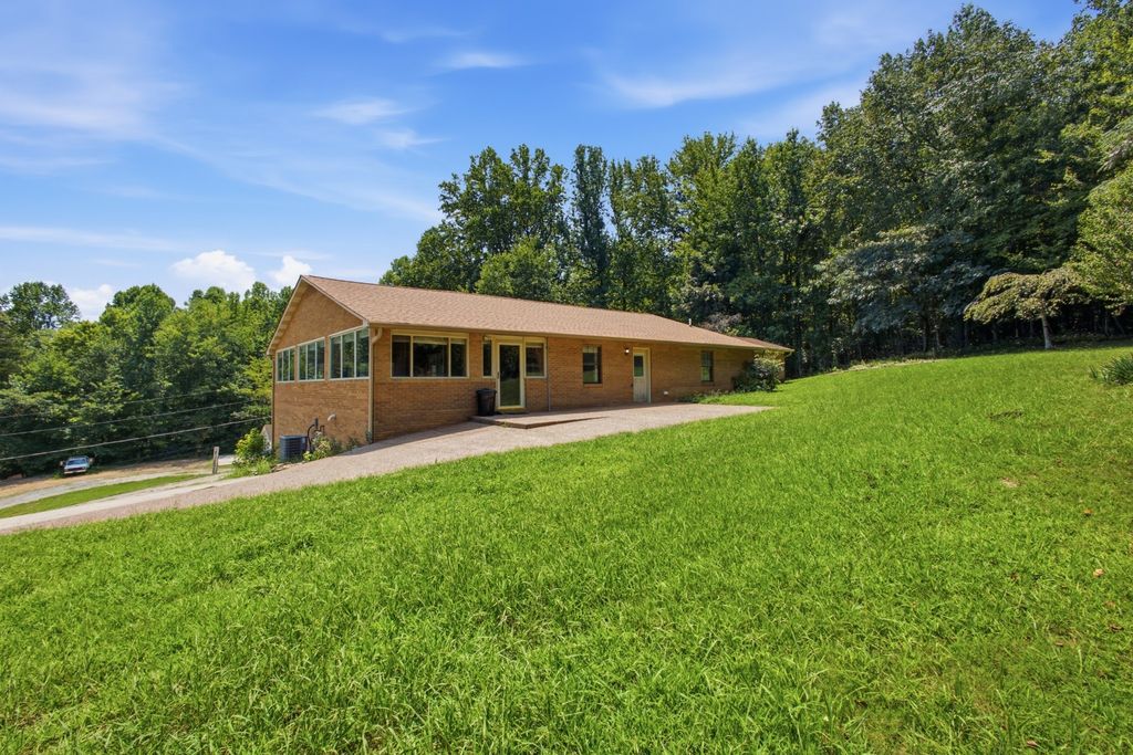 312 Woosley Road, Harriman