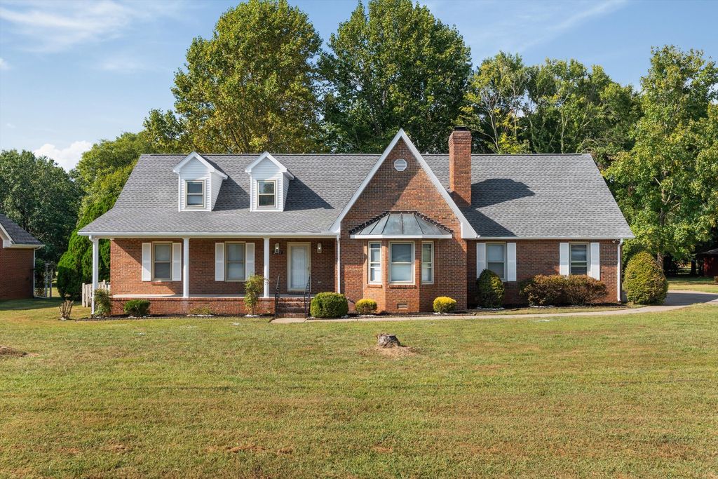 2121 Red Mile Rd, Murfreesboro