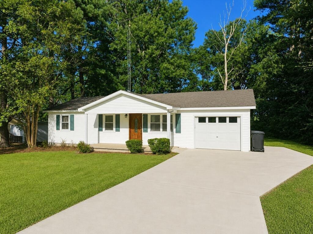 385 Clifty Village Ln, Paris