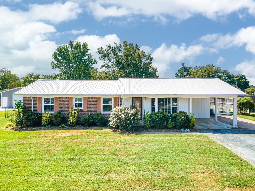 407 Kirk St, Lawrenceburg