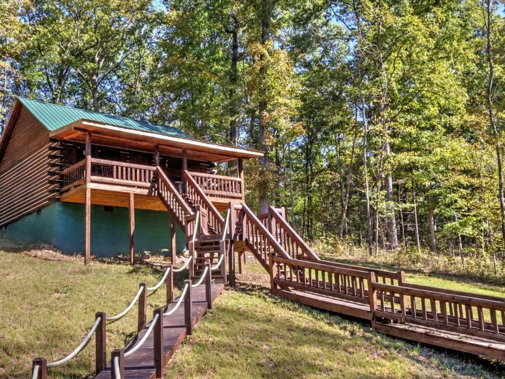 589 Hayes Ridge Rd, Indian Mound
