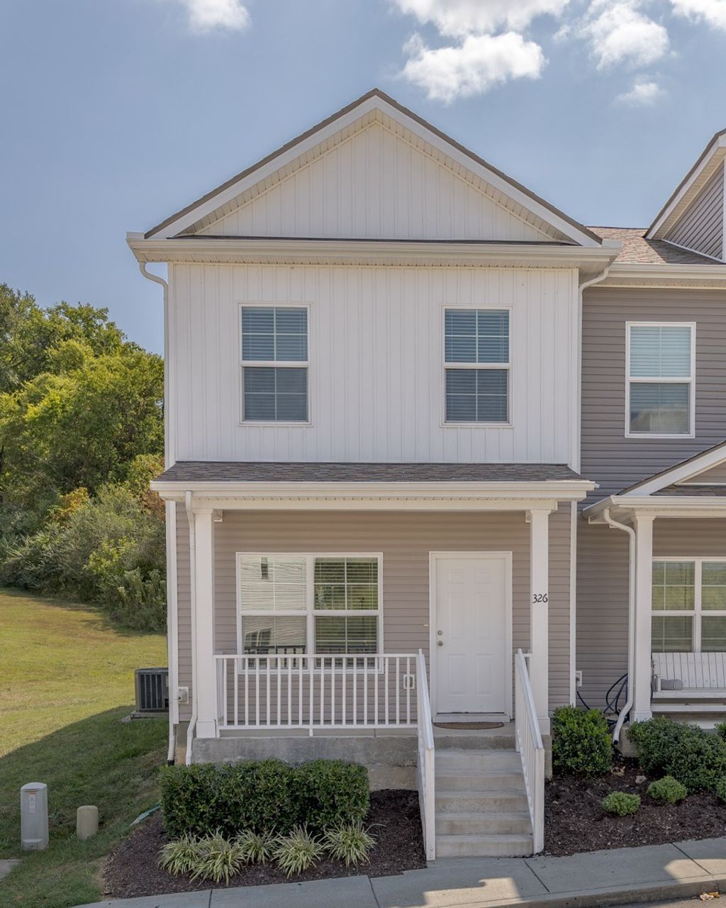 326 Kristen Ct, Columbia