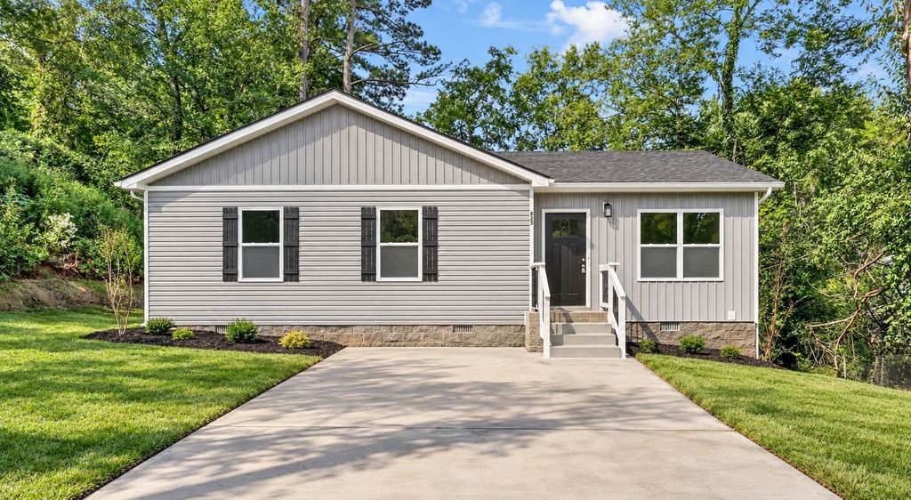 825 Elder St, Clarksville