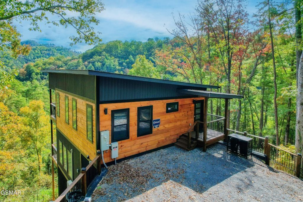 3009 Meadow View Road, Sevierville