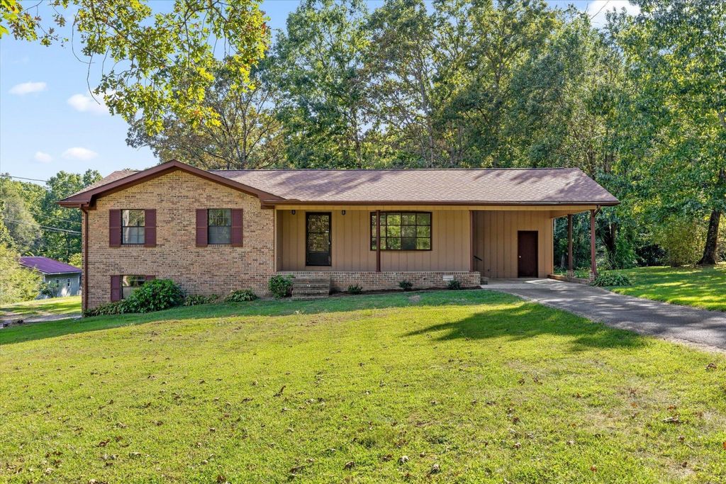 102 Fawn Trail, Signal Mountain