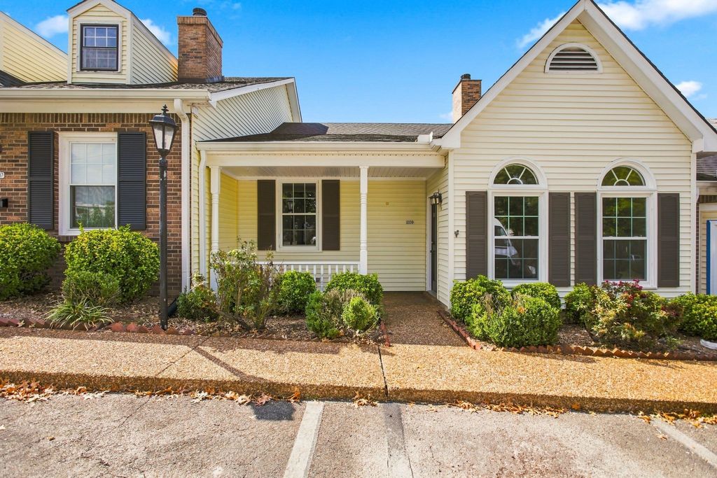 2039 Union Pl, Columbia