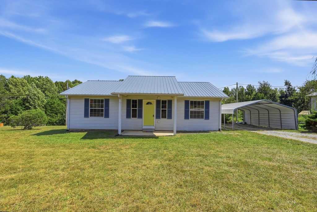 406 Albert Swift Ln, Cookeville