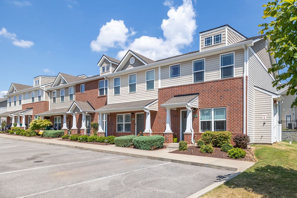 7041 Magnolia Crossings, Spring Hill