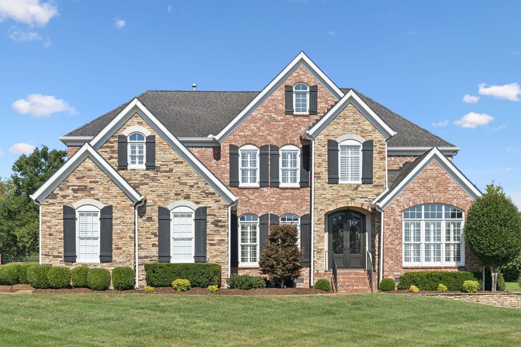 1790 Northumberland Dr, Brentwood
