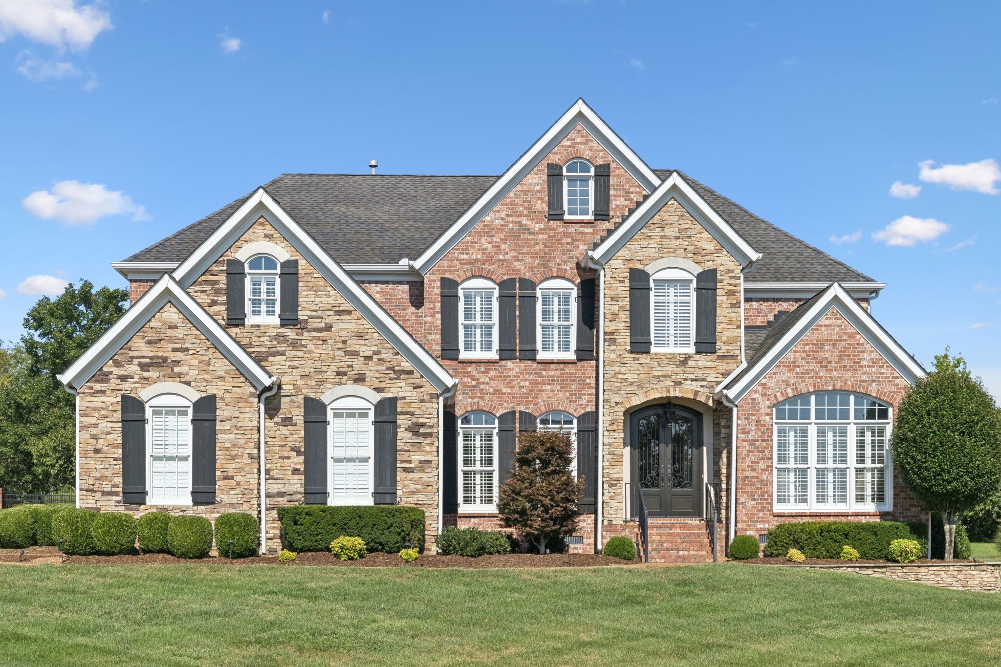 Photo of Listing #3546947