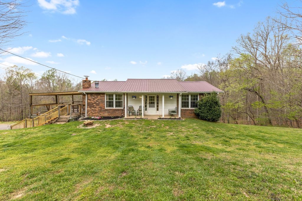 180 Hill Rd, Vanleer