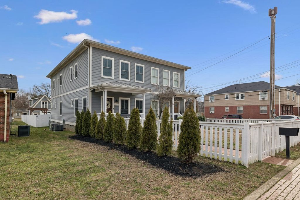 600b Fatherland St, Nashville