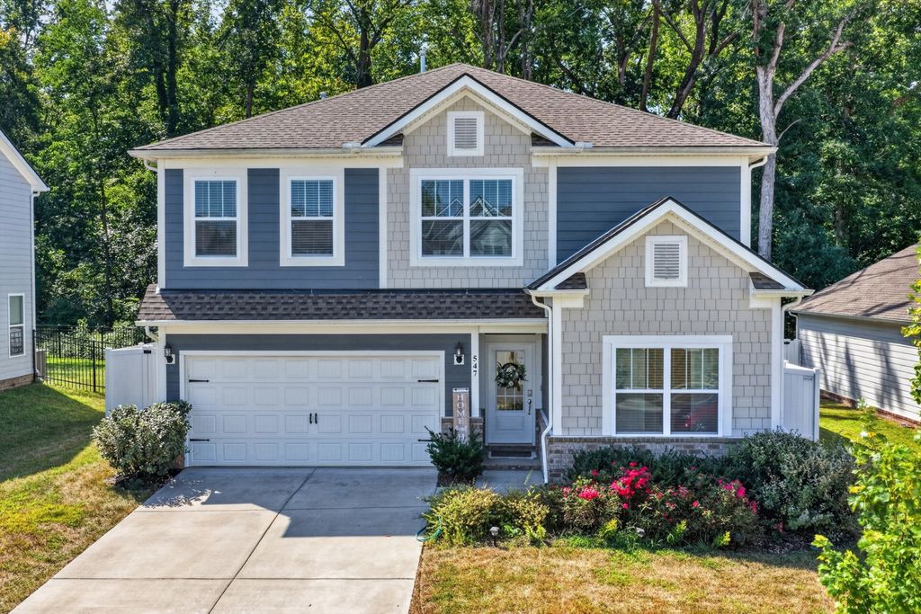 547 Ballard Dr, White House