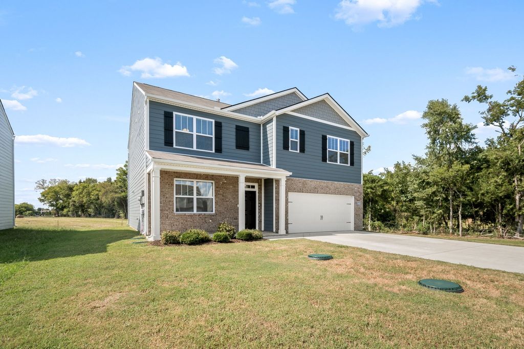 9039 Copenhagen Dr, Murfreesboro