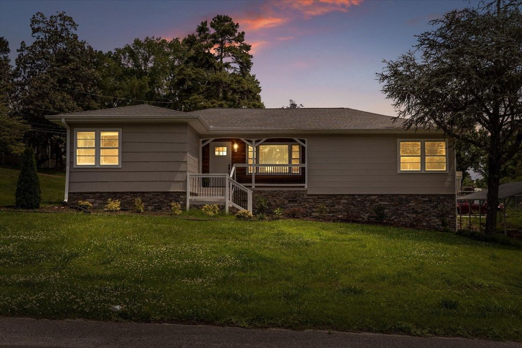 3423 Missionaire Avenue, Chattanooga