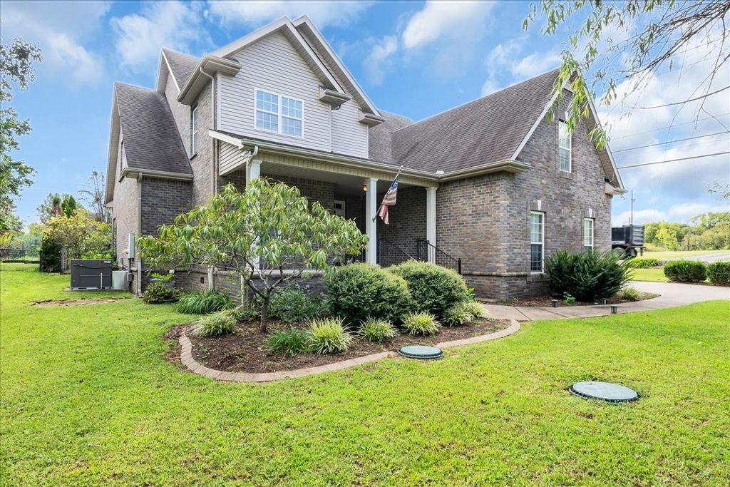 1204 Lunar Dr, Murfreesboro