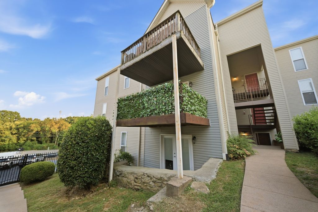 420 Elysian Fields Rd A2, Nashville