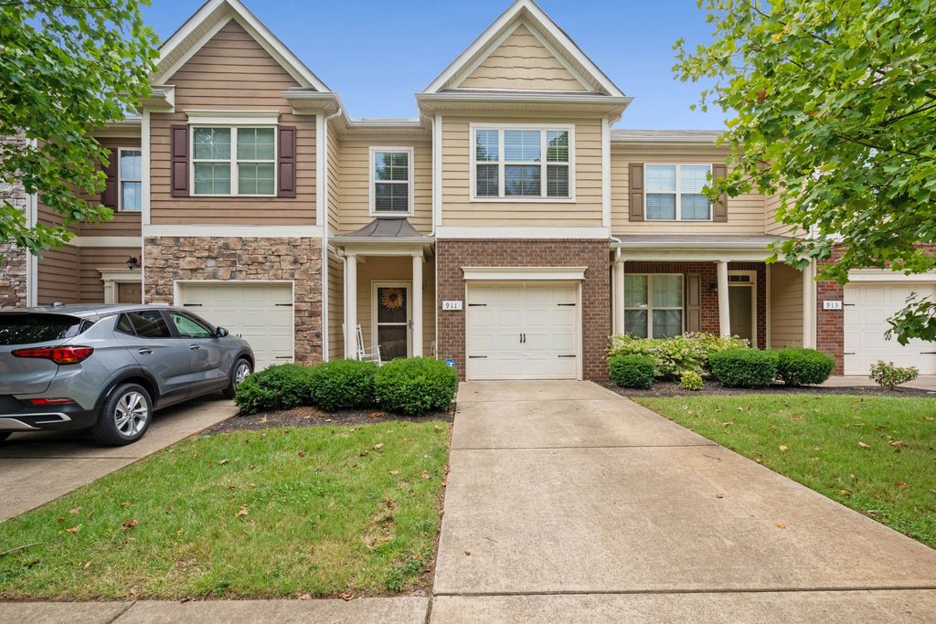 911 Battleview Pl, Murfreesboro