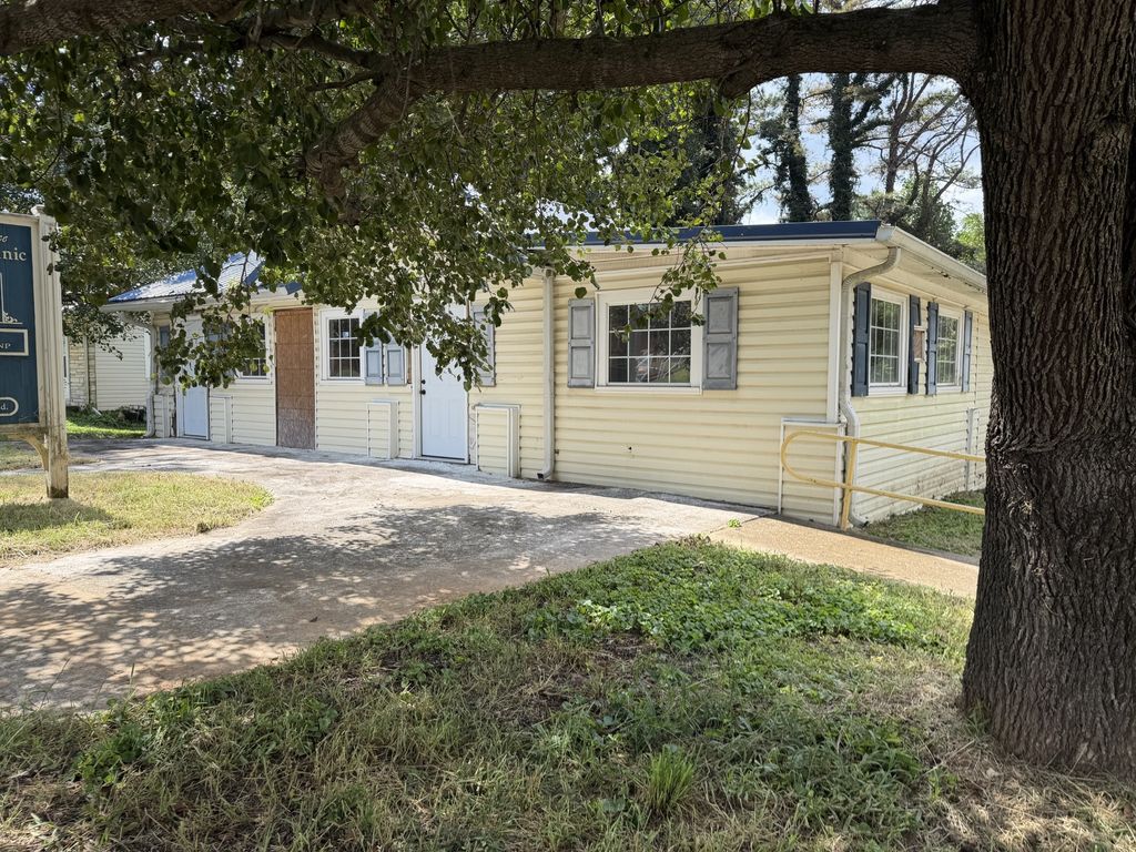 609 Buffalo Rd, Lawrenceburg