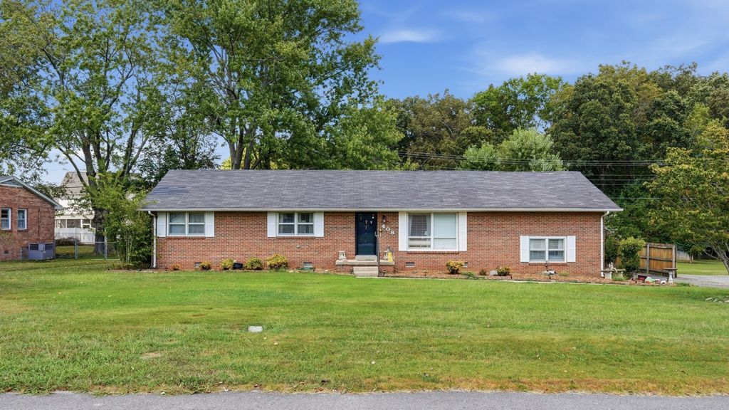 408 Primrose Ave, Tullahoma