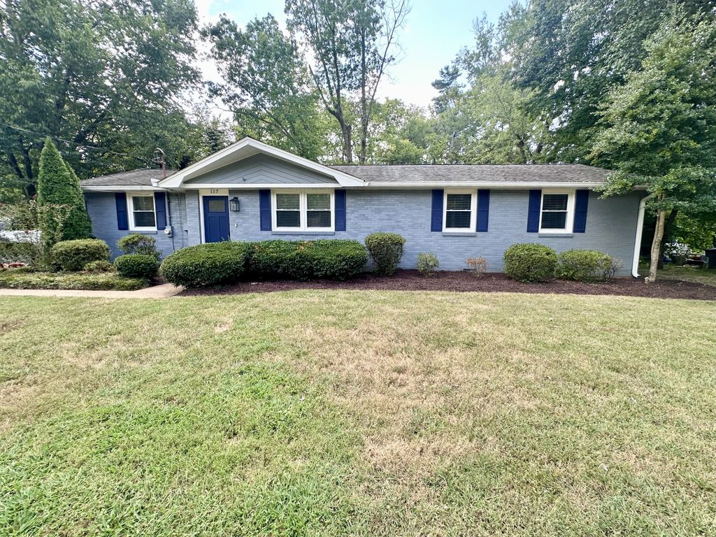 117 Stable Rd, Franklin