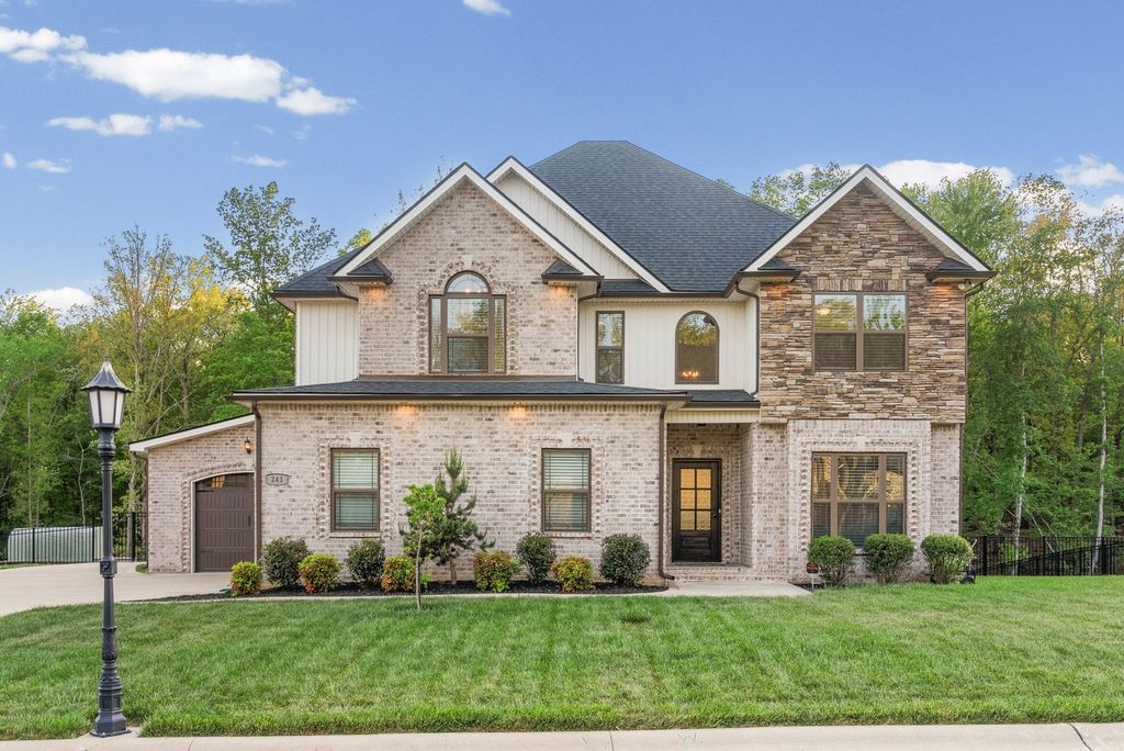241 Allie Kat Way, Clarksville