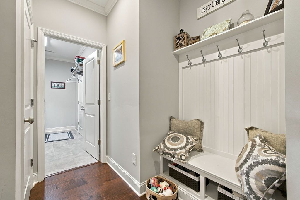 1200 Loggerhead Lane, Knoxville