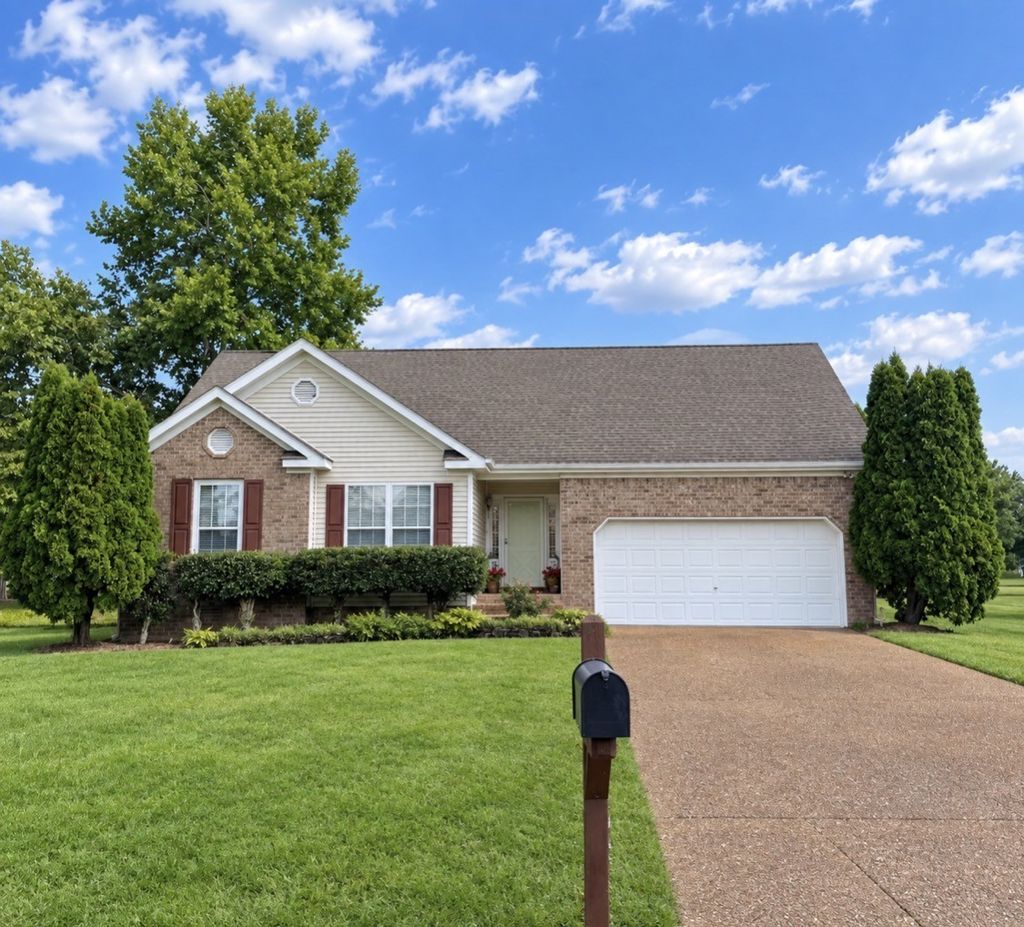 2942 Mercer Ln, Thompsons Station