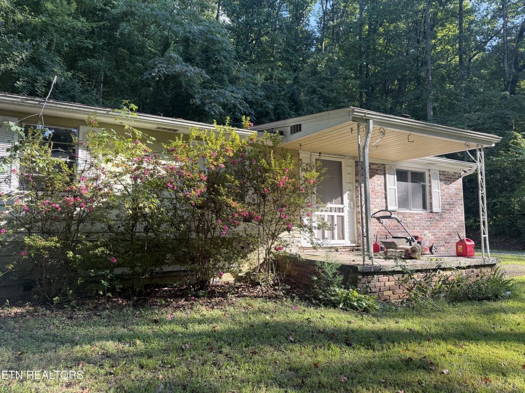 2832 Rifle Range Drive, Knoxville