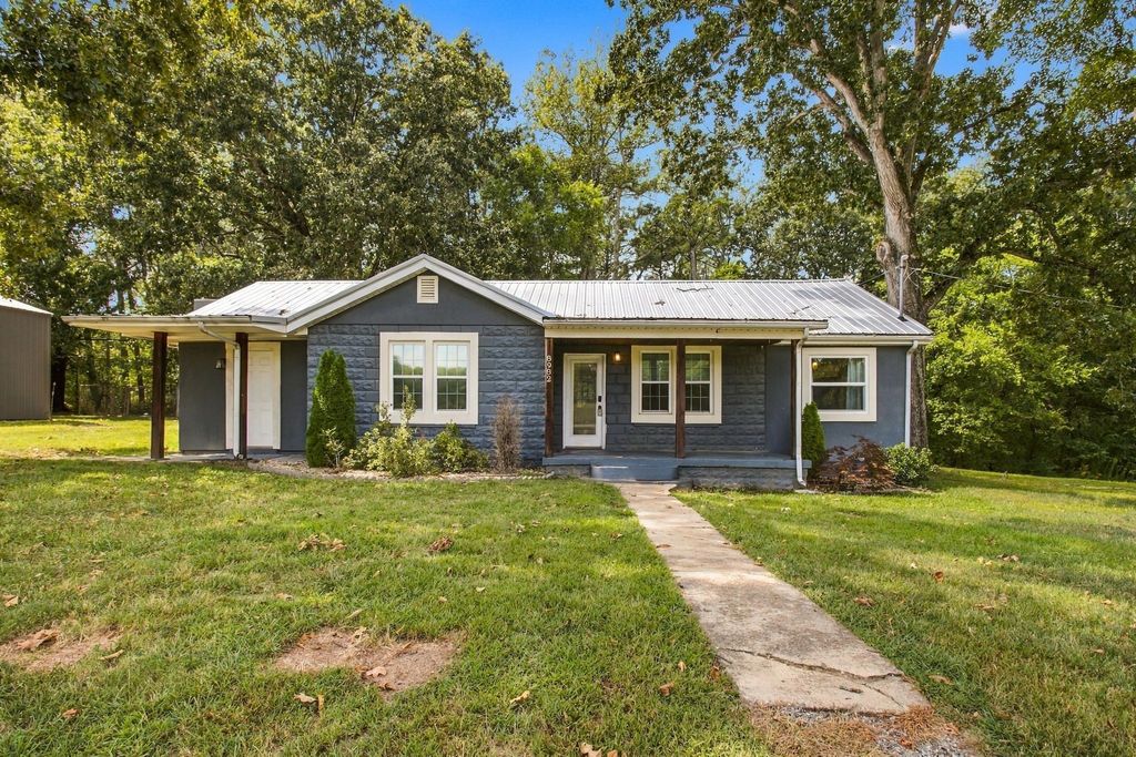 8980 S Old Highway 43, Mount Pleasant