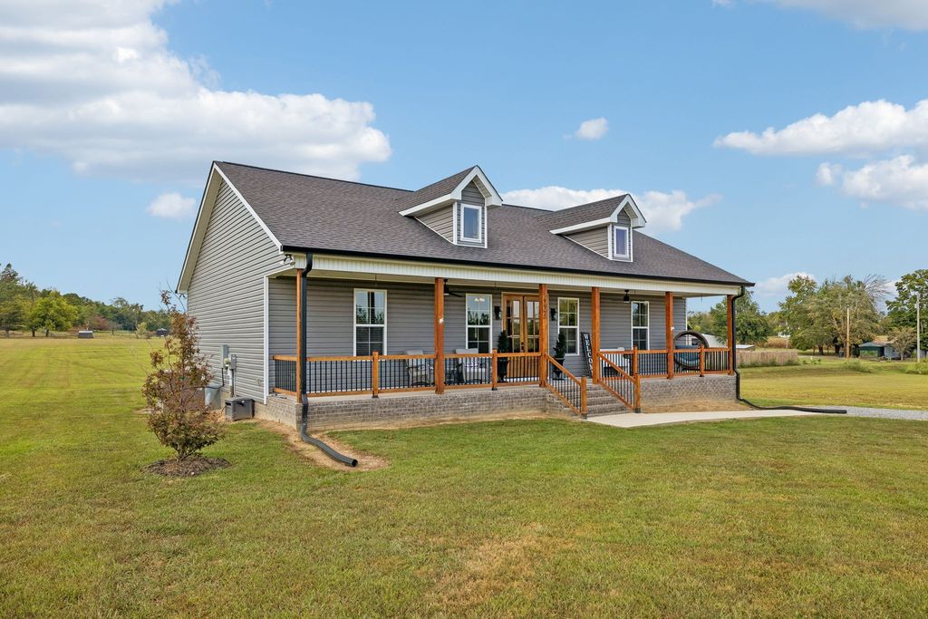 997 Bear Carr Rd, Westmoreland