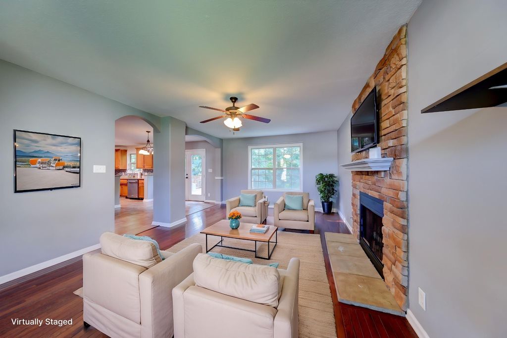 2720 Arthurs Ct, Clarksville