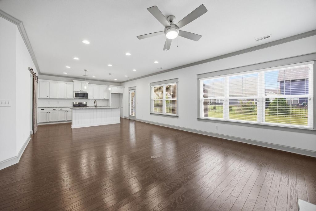 8512 Red Deer Lane, Ooltewah
