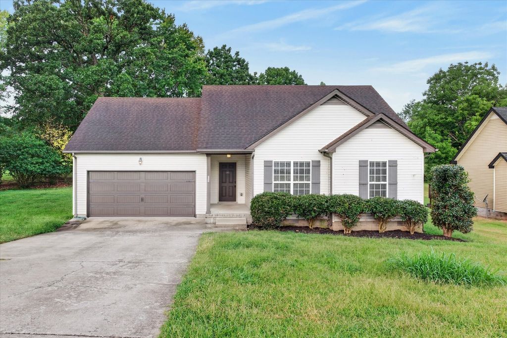 532 Tracy Lane, Clarksville