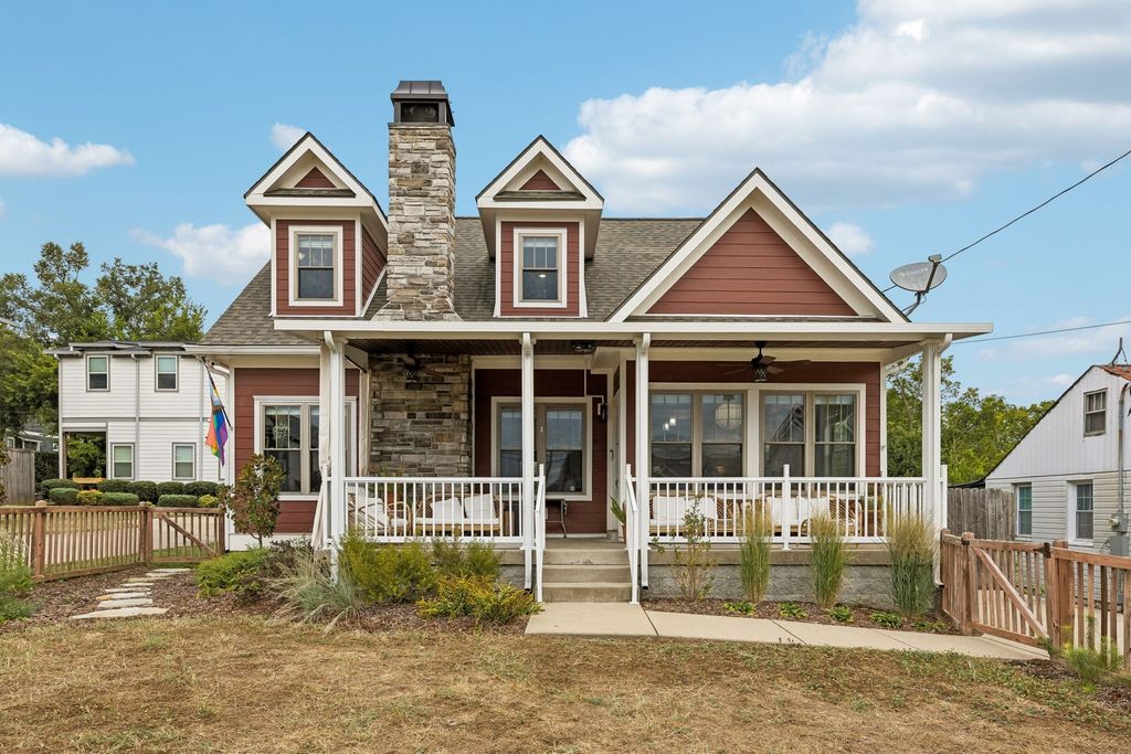 1073 Zophi St, Nashville