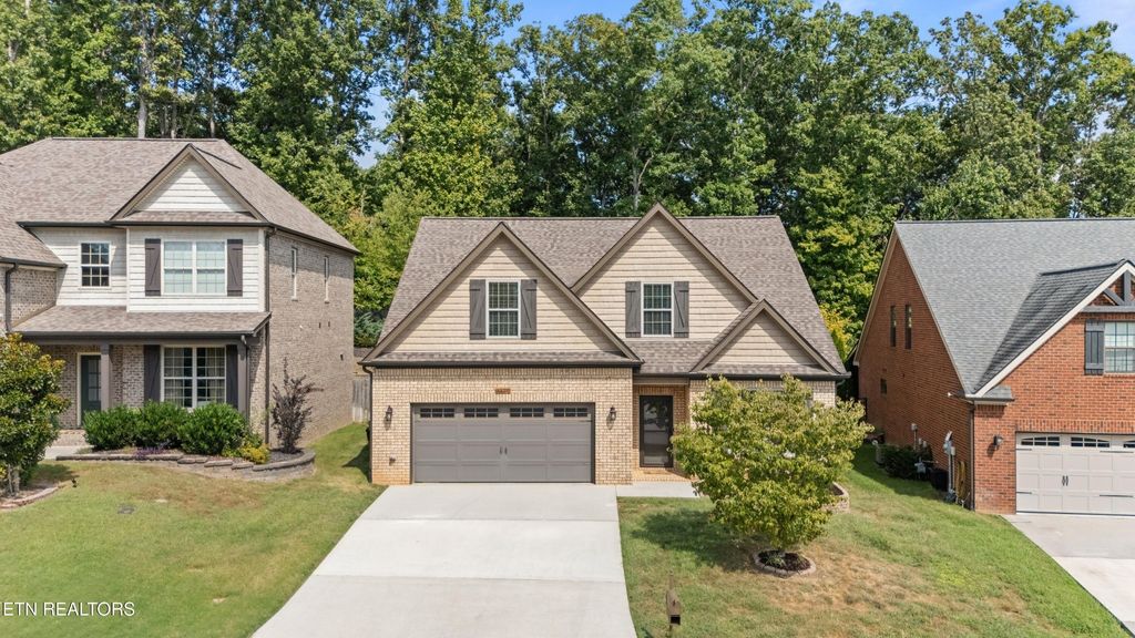 3332 Beaver Glade Lane, Knoxville