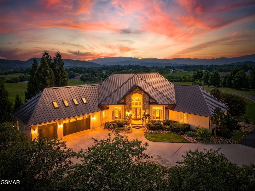 2640 E Walnut Grove Road, Sevierville
