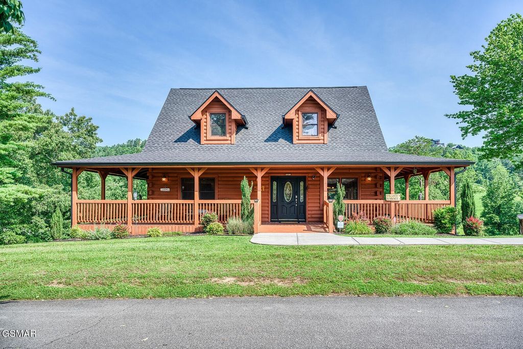 2028 Piney Overlook Lane, Sevierville